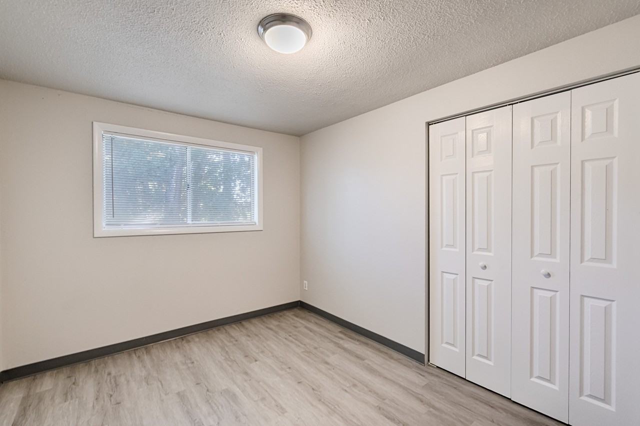 2003 E Linden St #2 - Photo 4 of 15