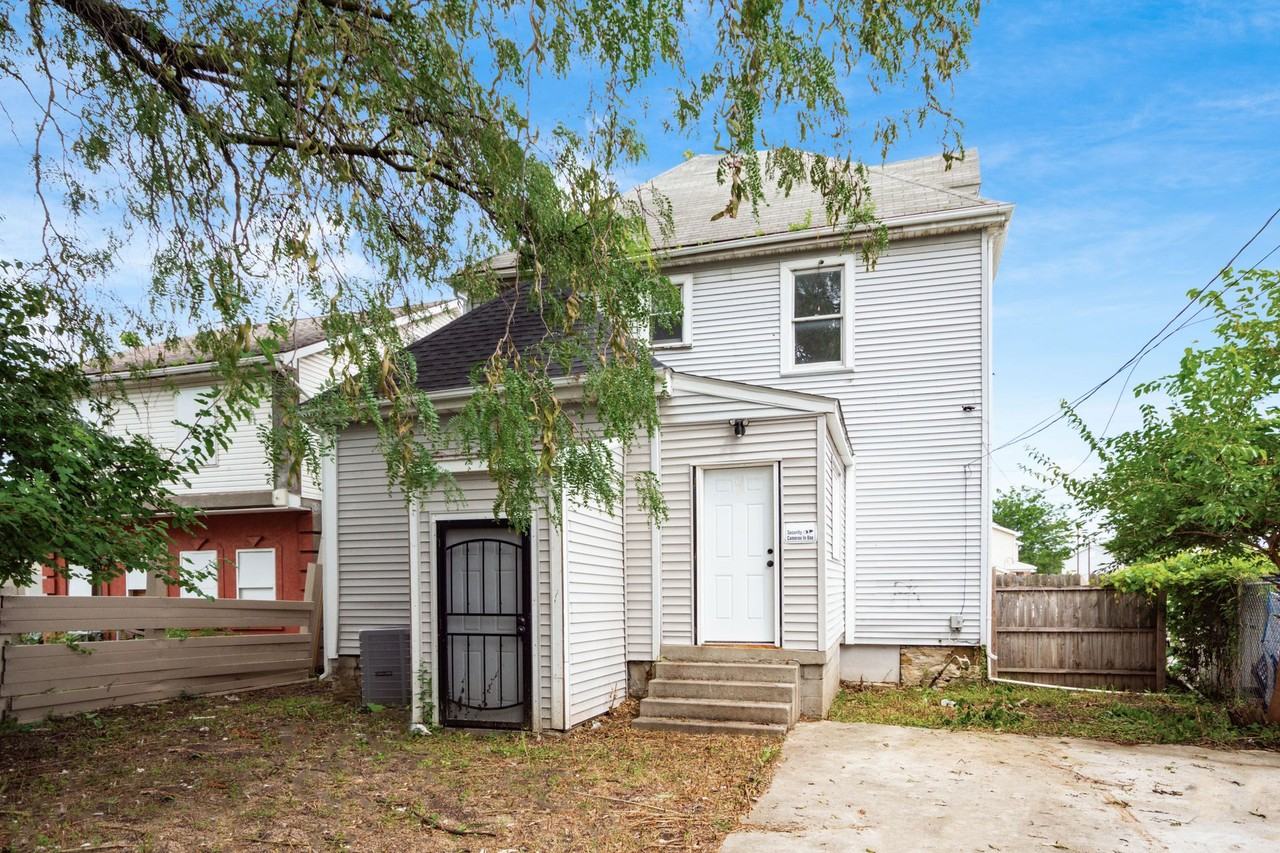 865 Old Leonard Avenue #1 - Photo 4 of 50