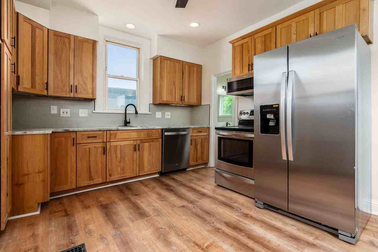 479 Siebert Street #1