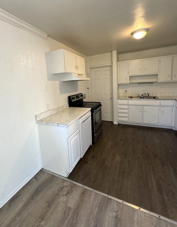 12774 East 13th Place #1 - Photo 4 of 21