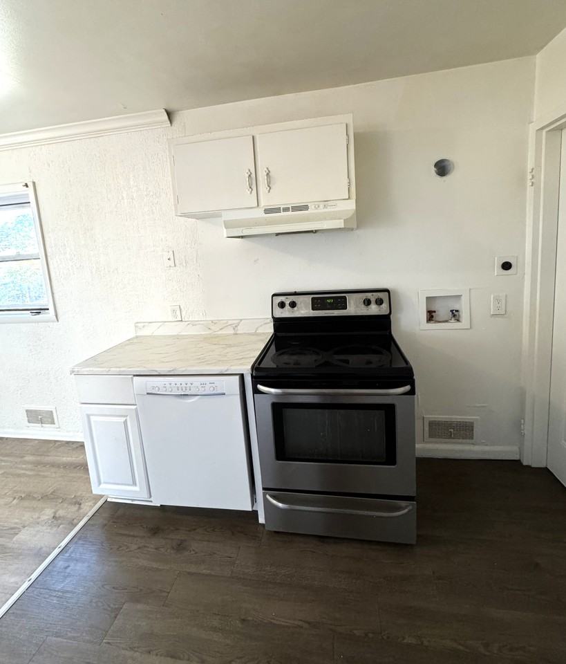 12774 East 13th Place #1 - Photo 5 of 21