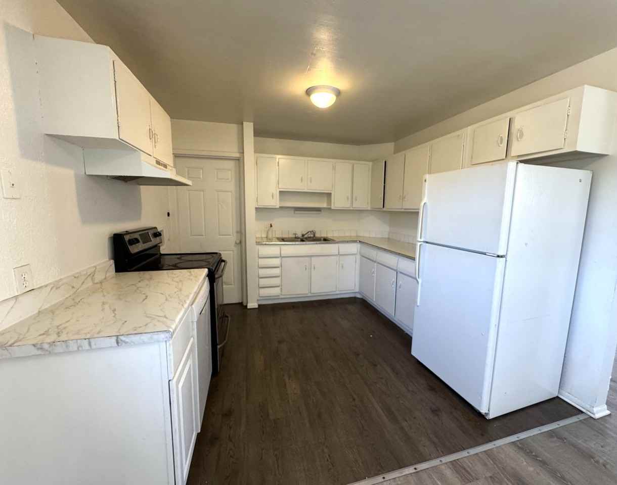 12774 East 13th Place #1 - Photo 6 of 21