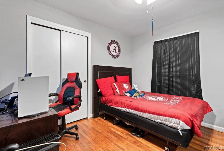 1152 Woodbridge Drive #1 - Photo 5 of 11