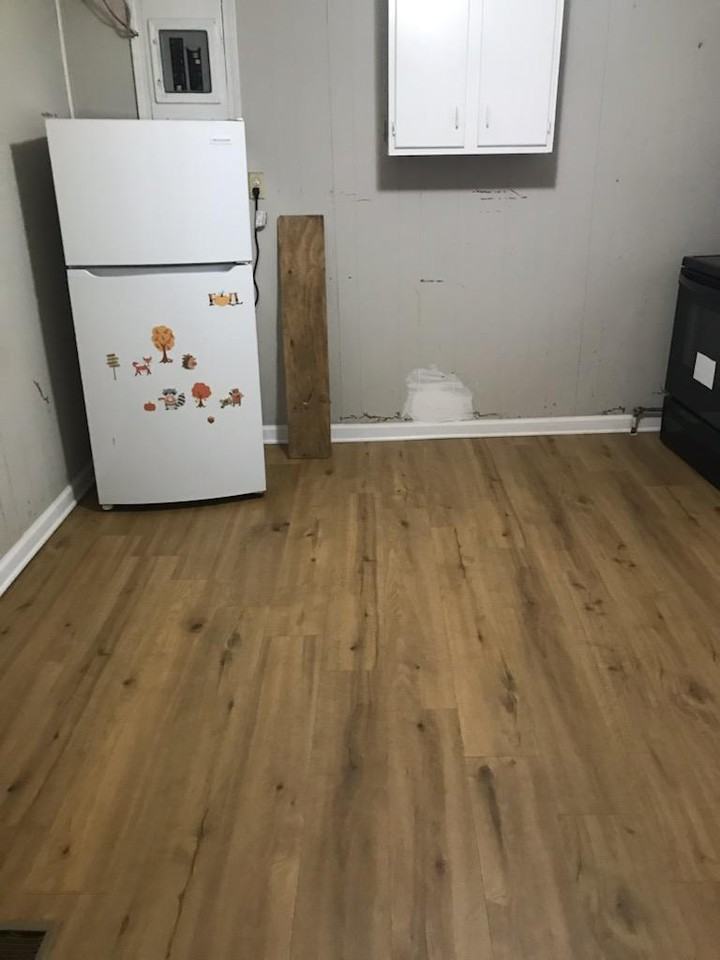 126 Cox St #1 - Photo 4 of 21