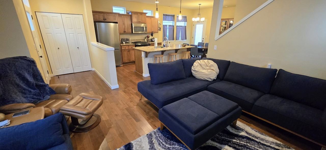 8532 Willowberry Avenue Northwest #1 - Photo 3 of 28