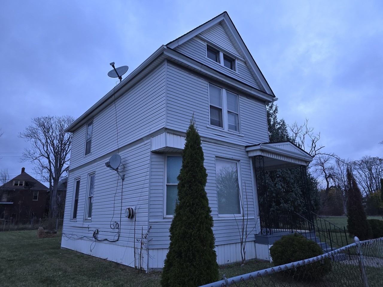 2708 Marquette Avenue #2