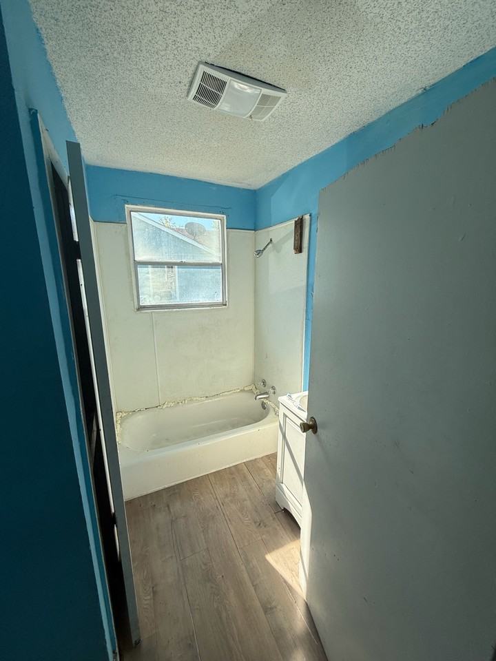 3991 N Foster Dr #1 - Photo 5 of 8