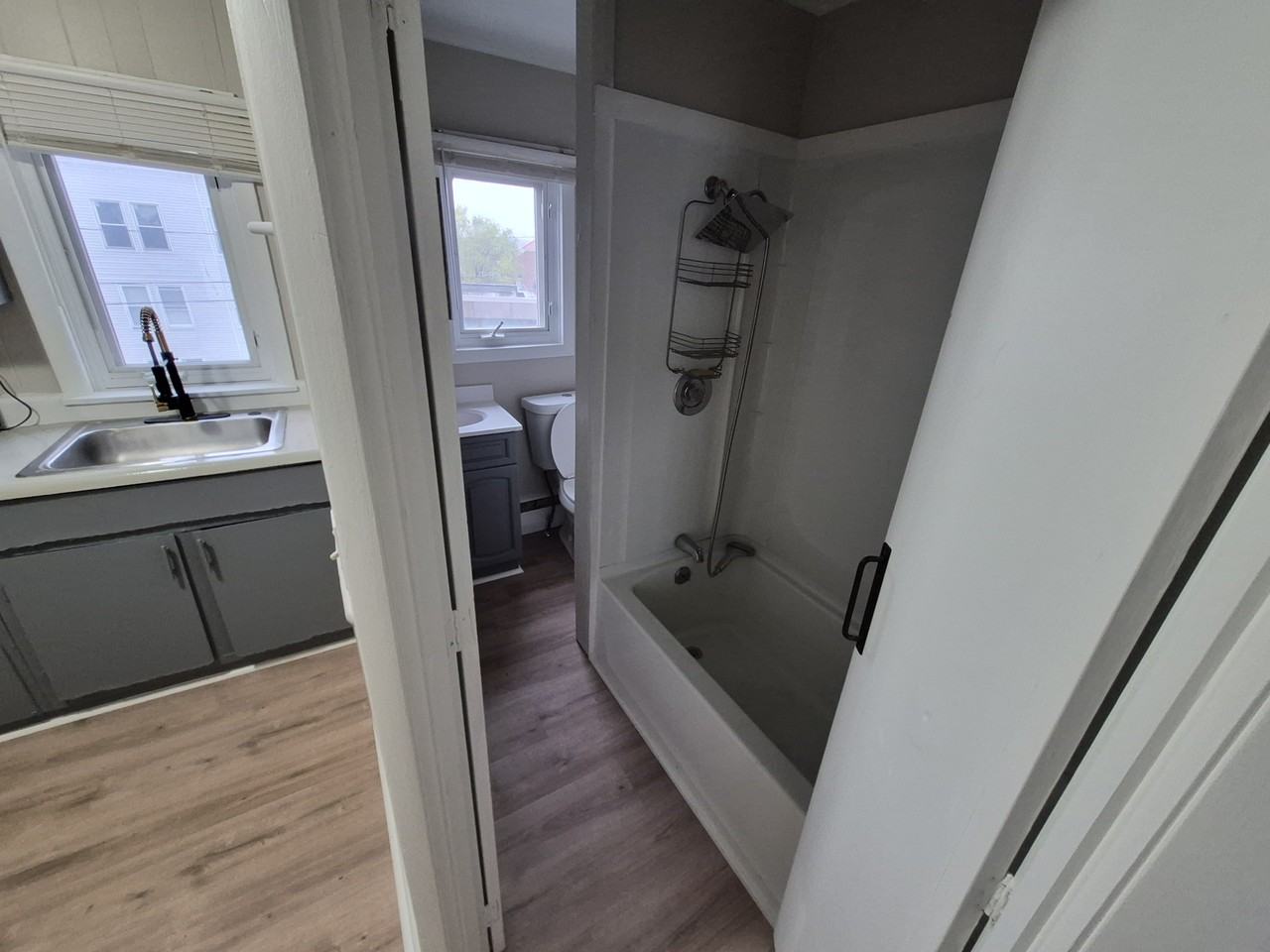 133 133 Sabattus StreetApt 2R #2R - Photo 3 of 9