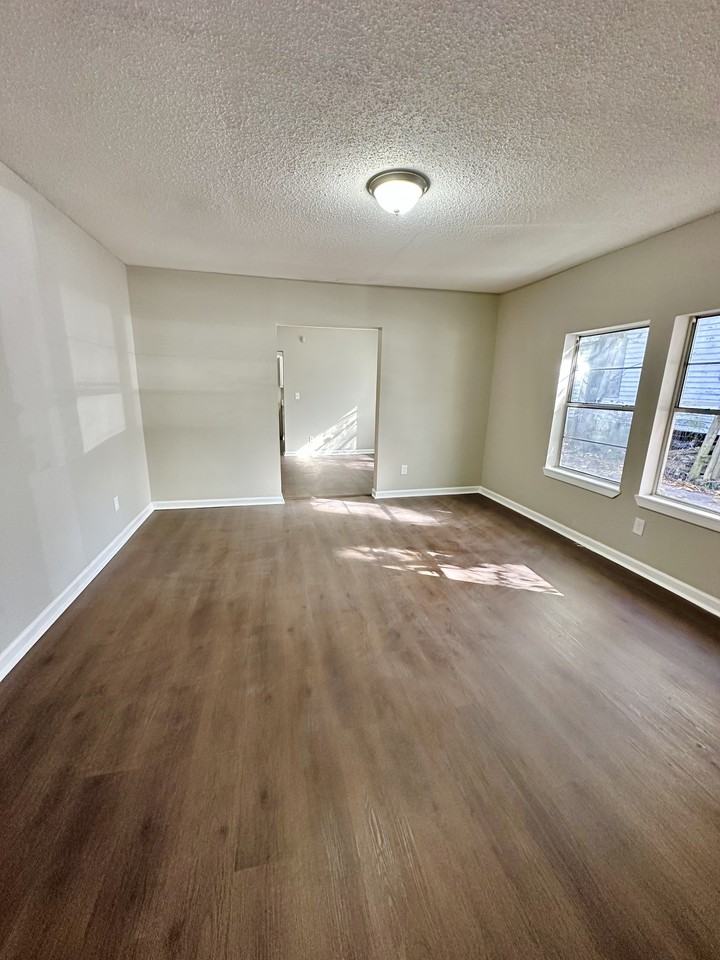 941 47th Pl N #1 - Photo 2 of 9