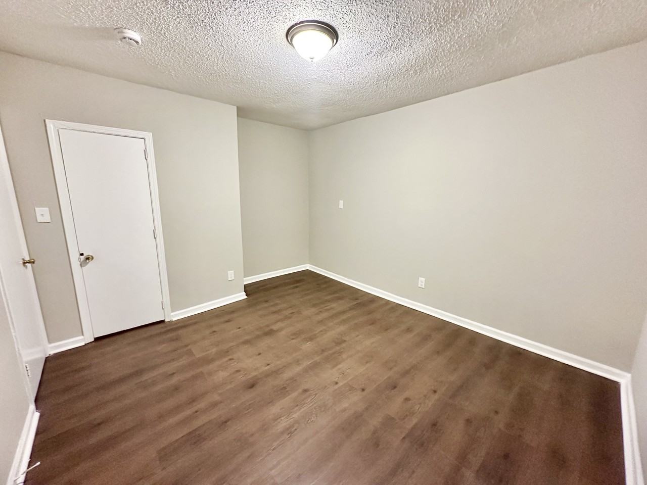 941 47th Pl N #1 - Photo 6 of 9