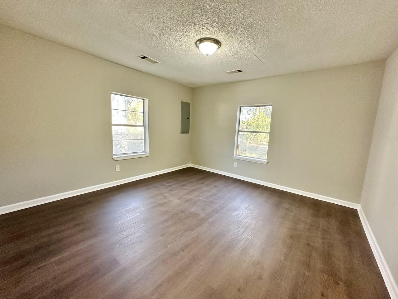 941 47th Pl N #1 - Photo 7 of 9