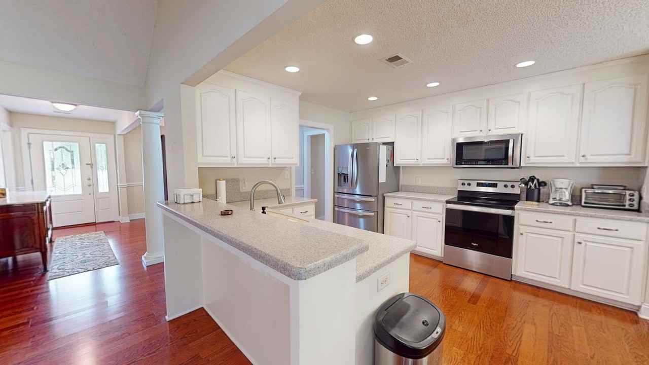 116 Folly Bend Drive #1 - Photo 2 of 12