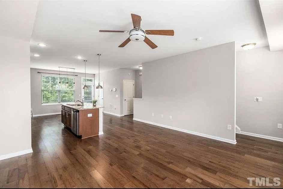 4039 Sykes Street #1 - Photo 4 of 9