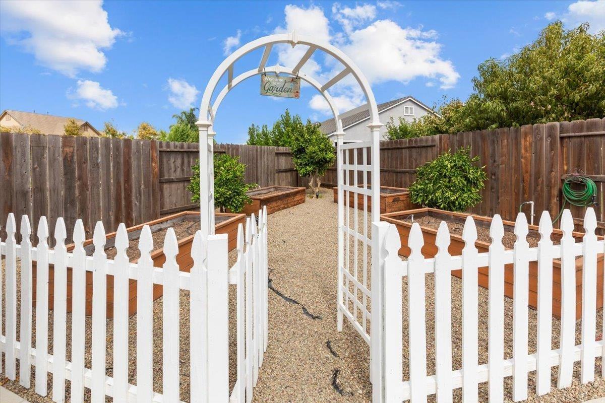 2358 Cloudline Pl #1 - Photo 6 of 50