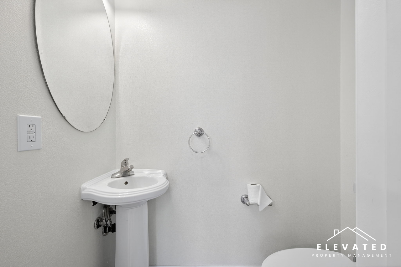 905 Doubles Dr #1 - Photo 7 of 20