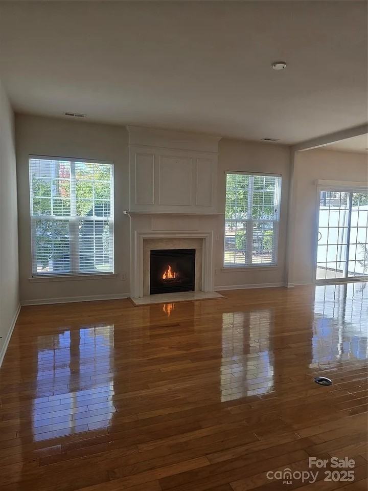 9908 9908 Fallon Trace Avenue - 1 - 1 #1 - Photo 3 of 24