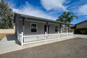 featured image of 1175 Campbell Way #1