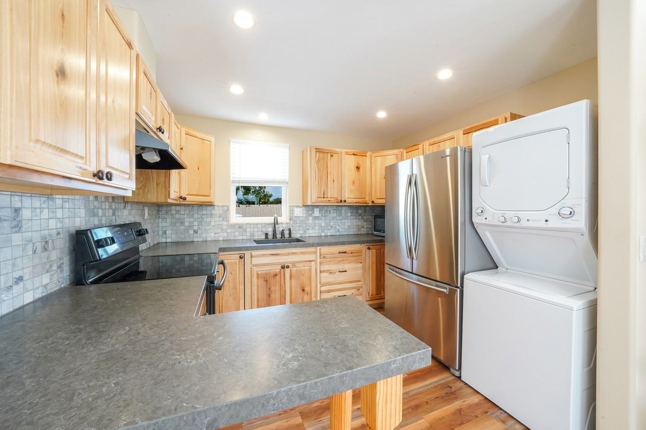 1175 Campbell Way #1 - Photo 6 of 10