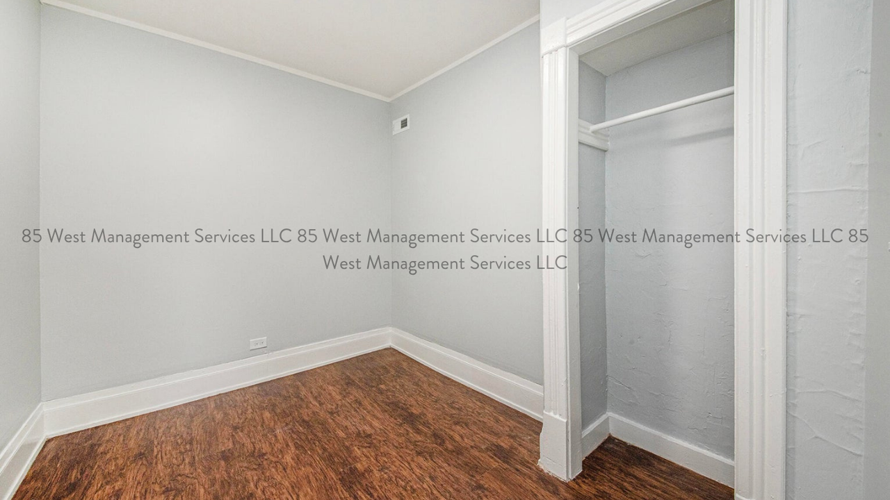 407 11th St Nw #C - Photo 5 of 10