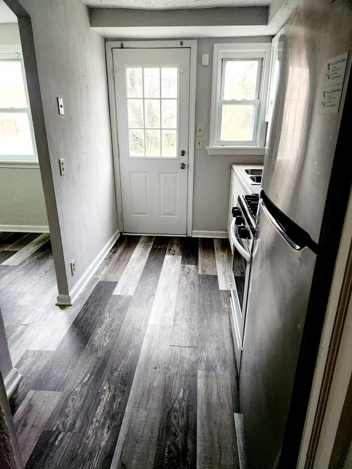 1128 Shadycrest Drive #1 - Photo 4 of 8