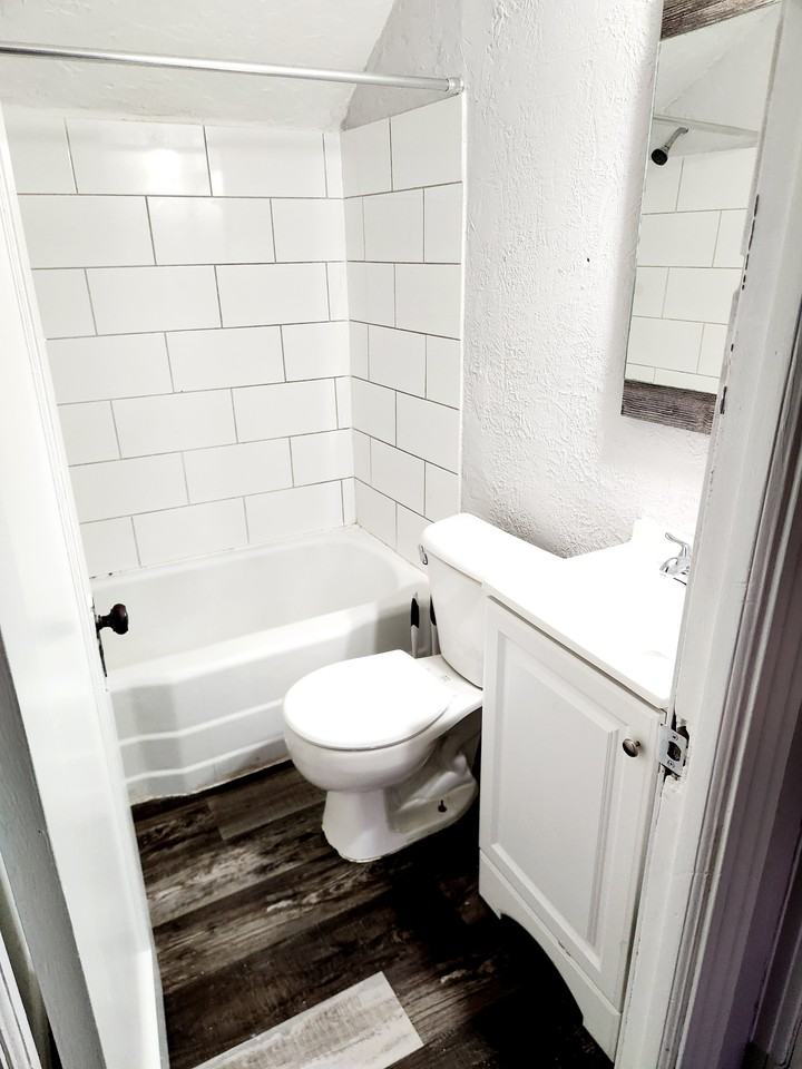 1128 Shadycrest Drive #1 - Photo 7 of 8