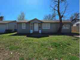 featured image of 700 East Arbor Drive #1