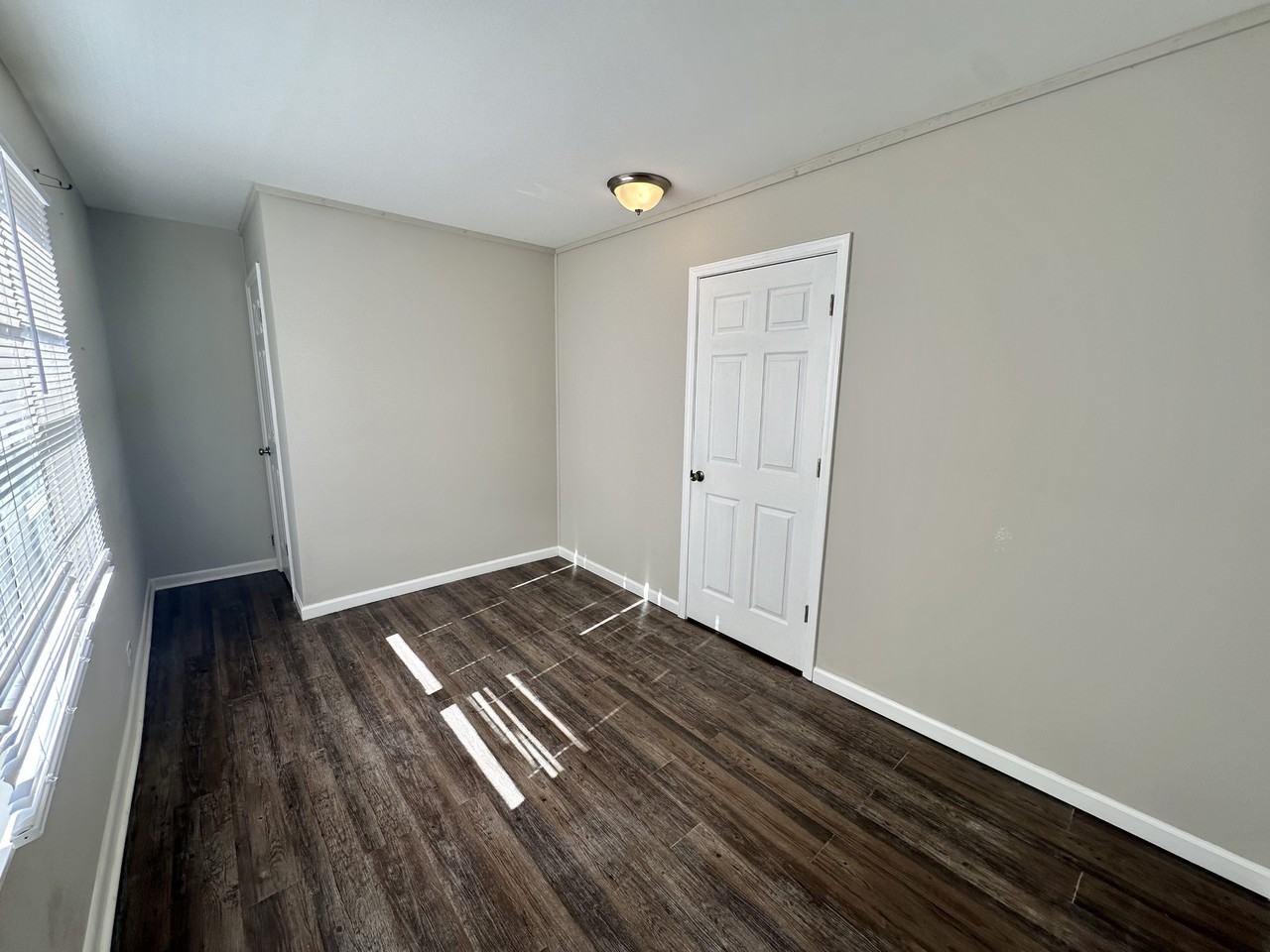 1420 3rd Avenue North #1 - Photo 3 of 15