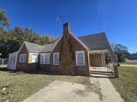 featured image of 2200 N Kelham Ave #1