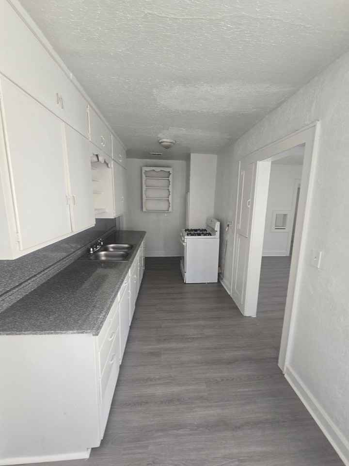 2200 North Kelham Avenue #1 - Photo 7 of 9