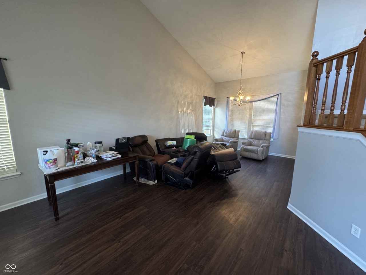 7435 Sycamore Run Dr - Photo 4 of 38