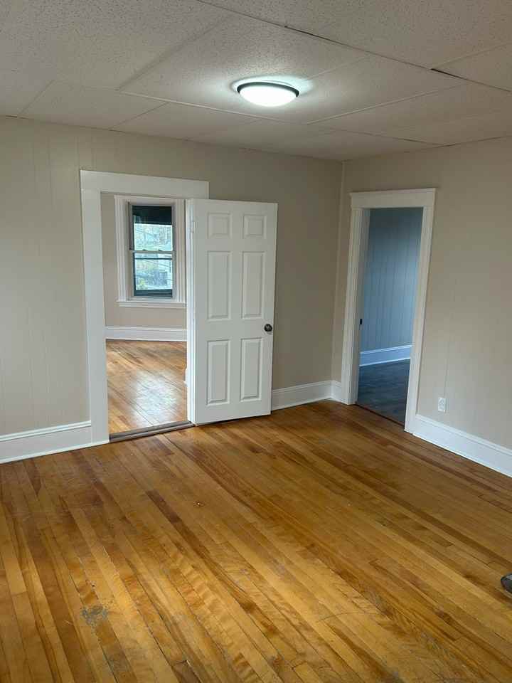 37 Maple St #3 - Photo 2 of 9