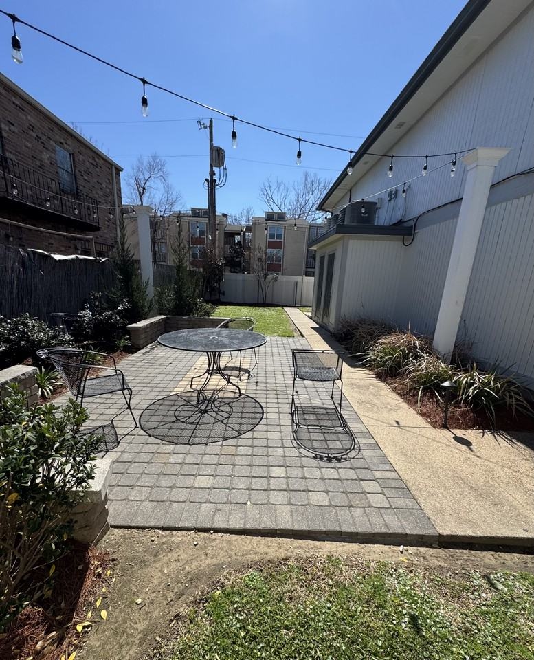 2413 Houma Blvd #A - Photo 5 of 10