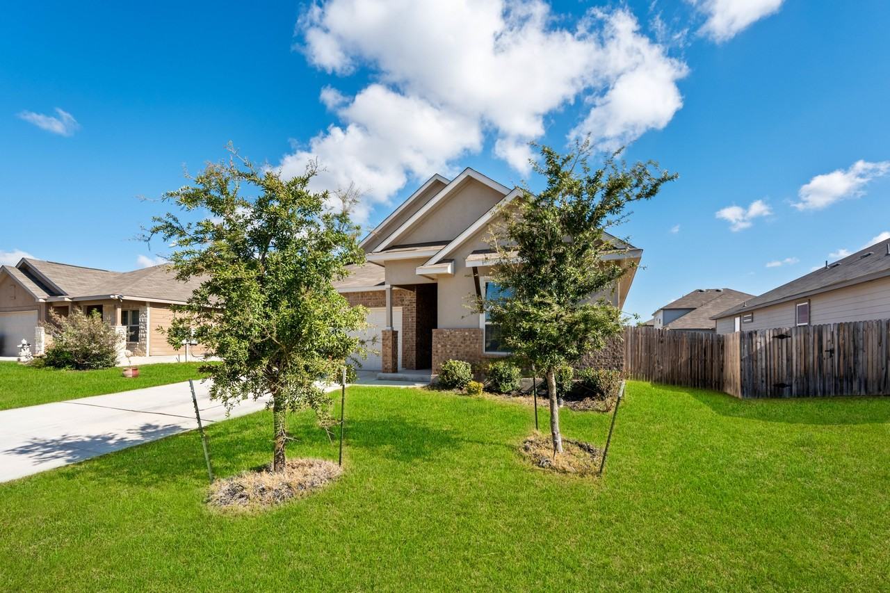 229 Stag Way #1 - Photo 3 of 36