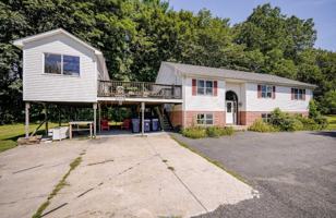 featured image of 39 Valley Lane #1