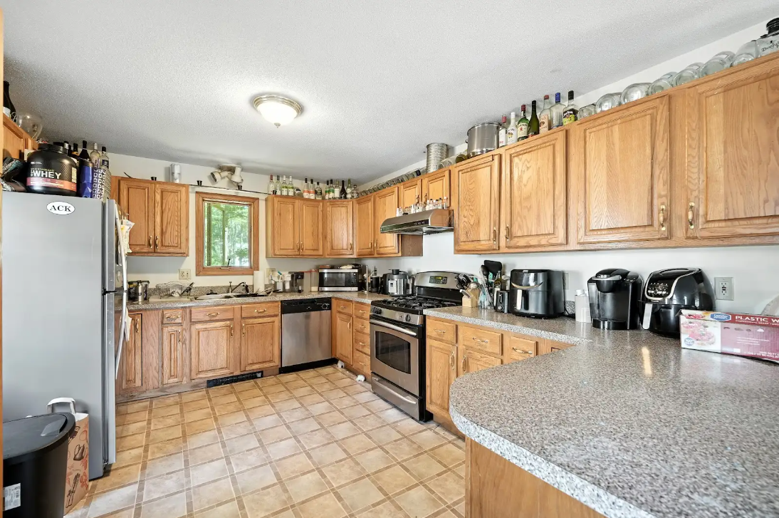 39 Valley Lane #1 - Photo 2 of 11