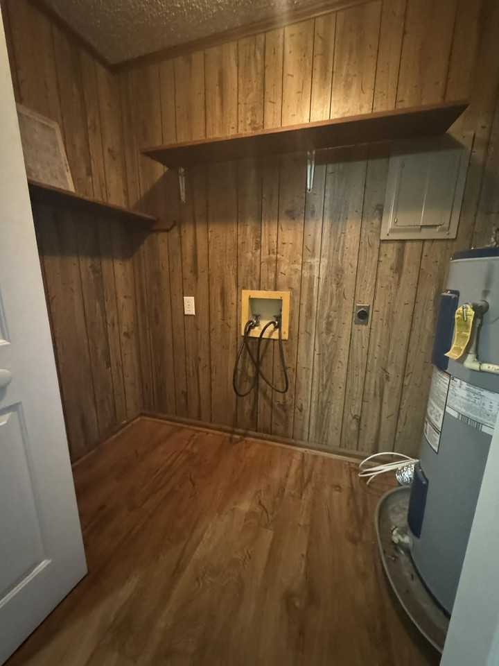 1712 Mcgregor Ct #C - Photo 4 of 35