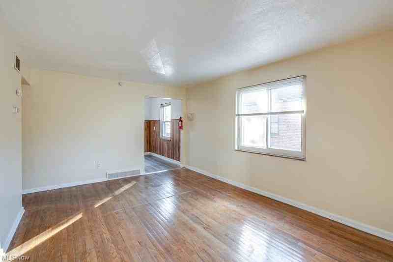 275 East 200th Street #2 - Photo 2 of 9