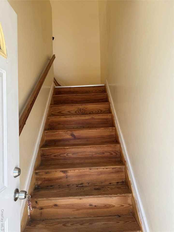 16327 Phroane Ave 2nd Fl #2ndFL - Photo 2 of 20