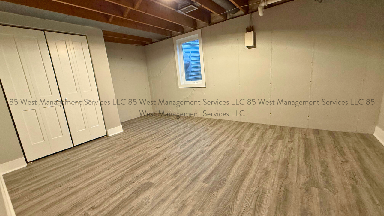 2412 Woodcliff Avenue Southeast #2 - Photo 7 of 11