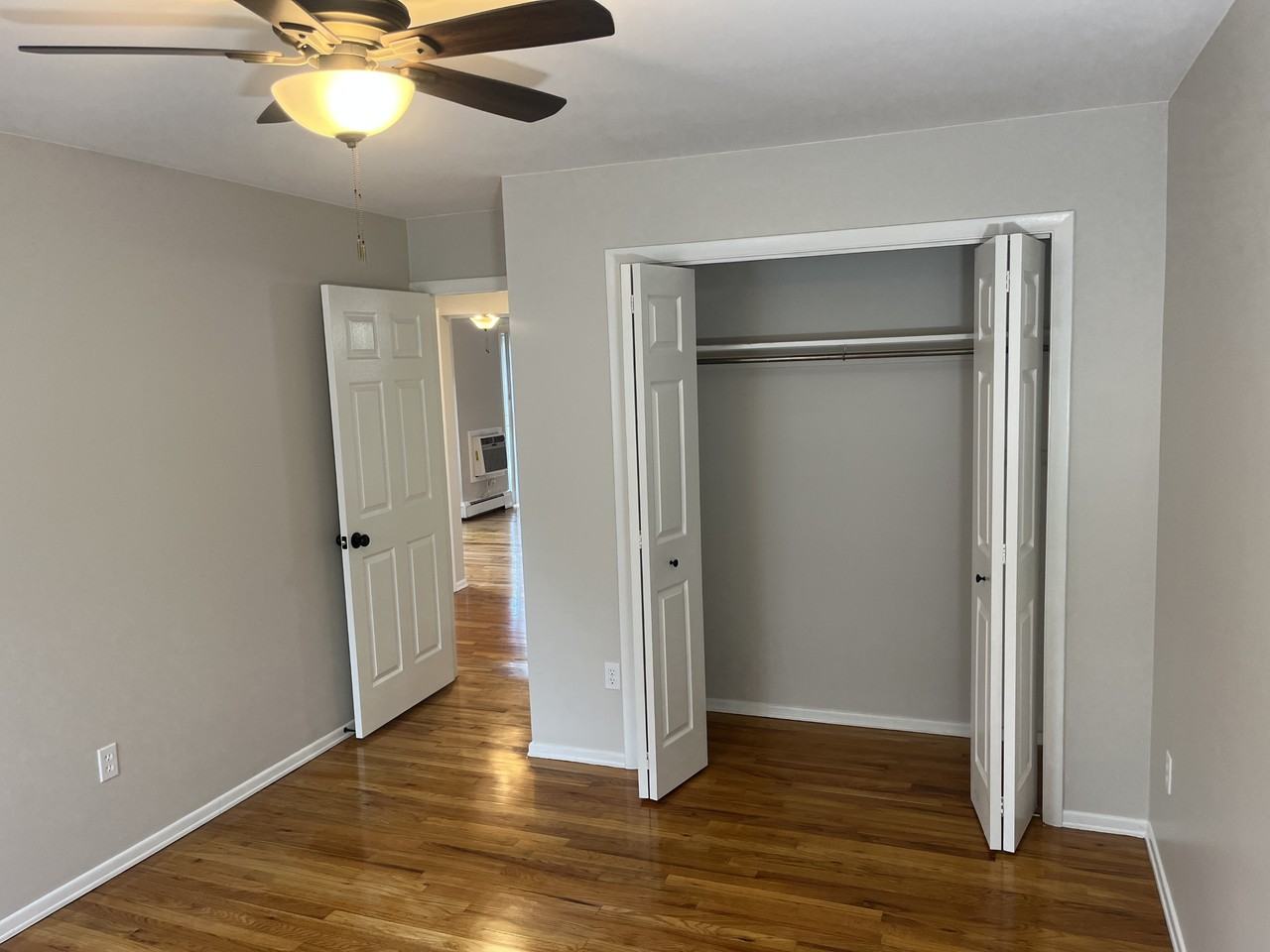 100 Orchard St #A11 - Photo 7 of 8