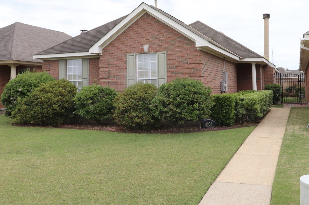 8908 Asheville Road #1