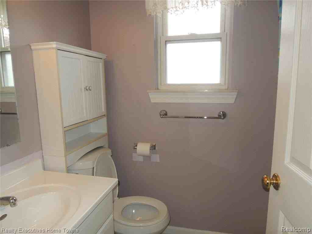 2622 Maple Street #1 - Photo 4 of 7