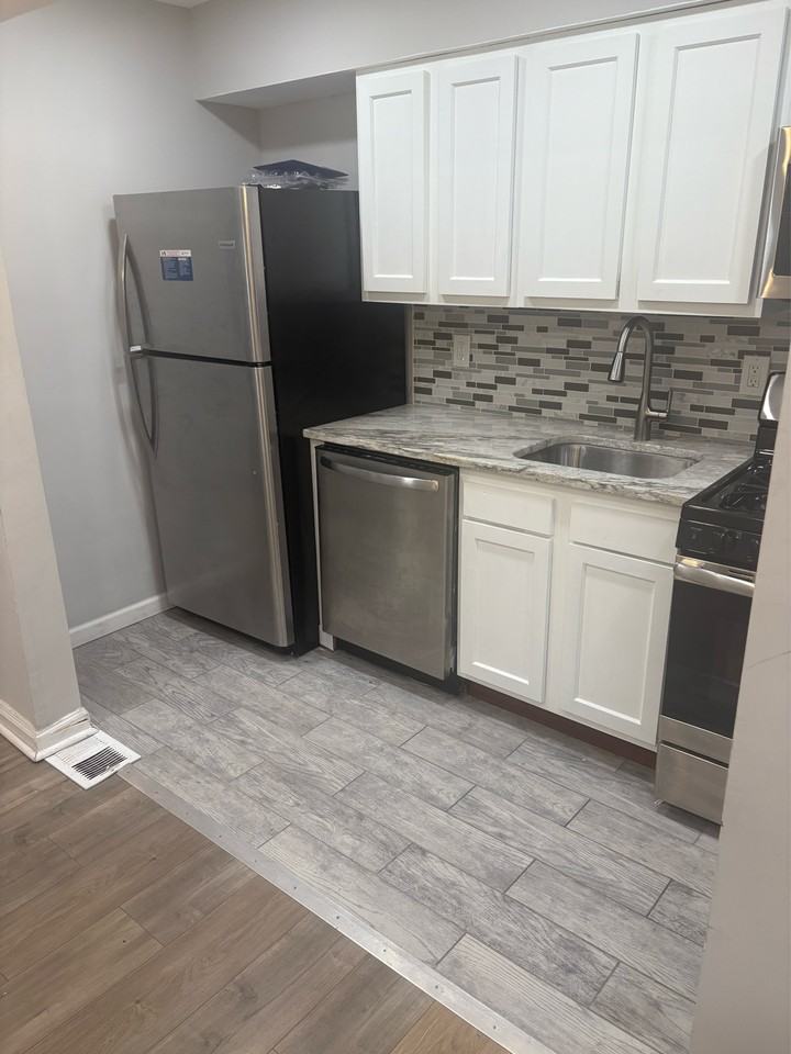 3611 West Lexington Street #1 - Photo 6 of 18