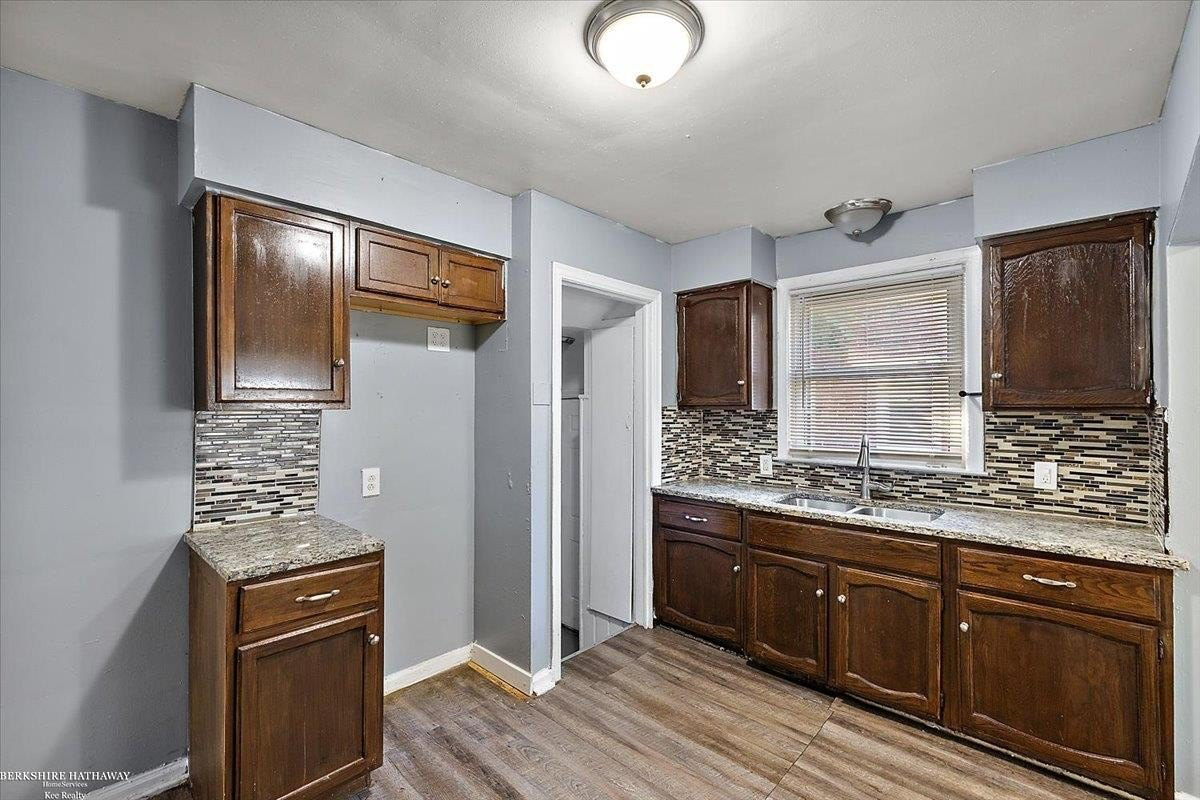 20300 Gilchrist St #1 - Photo 5 of 13