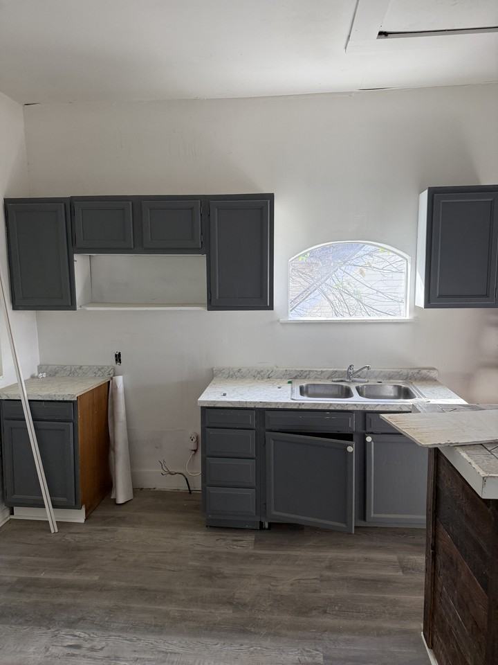 3902 14th Ave #1 - Photo 7 of 11