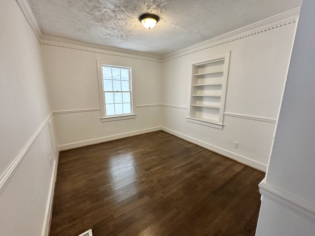 1341 Pineview Road #1 - Photo 4 of 8