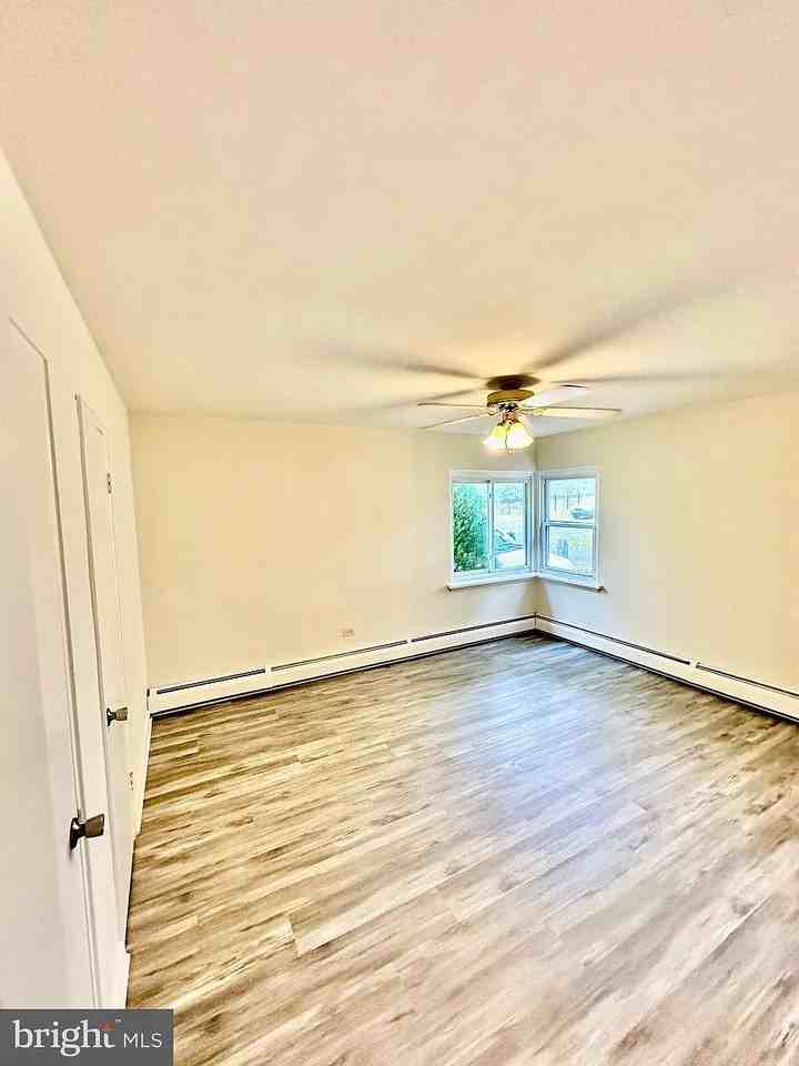 602 E Maple St #1 - Photo 7 of 36