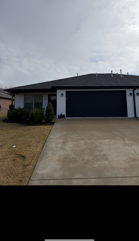 235 Turnberry Ct #1 - Photo 5 of 10