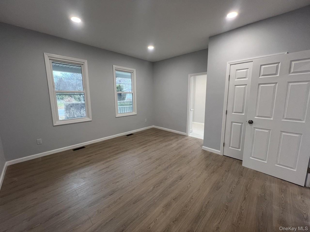 24 W 18th St - Photo 3 of 7