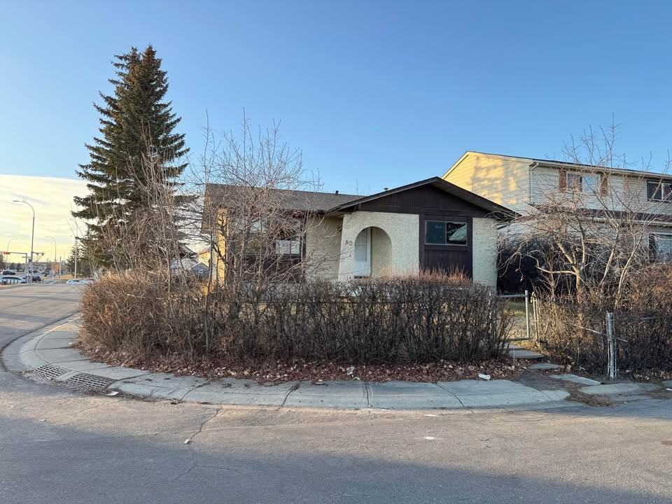 80 Falsby Court NE #1 - Photo 2 of 13